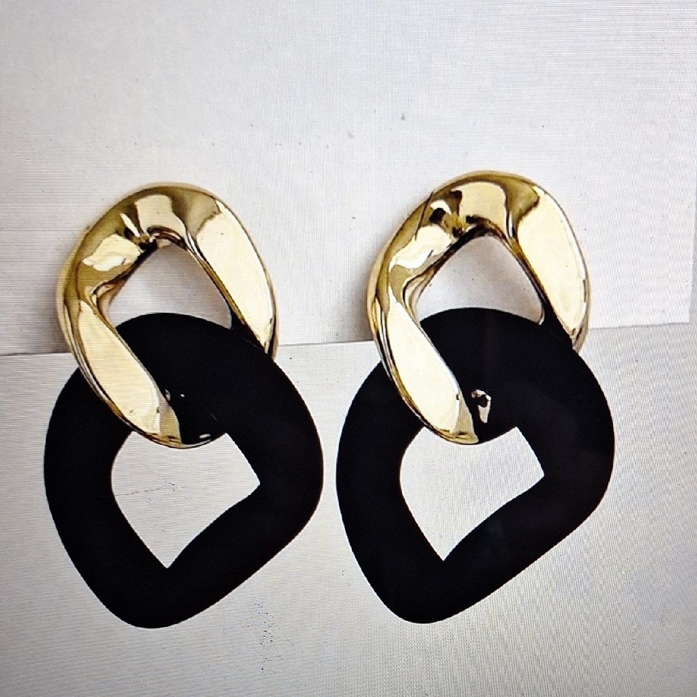 Gold and Black Link Earrings